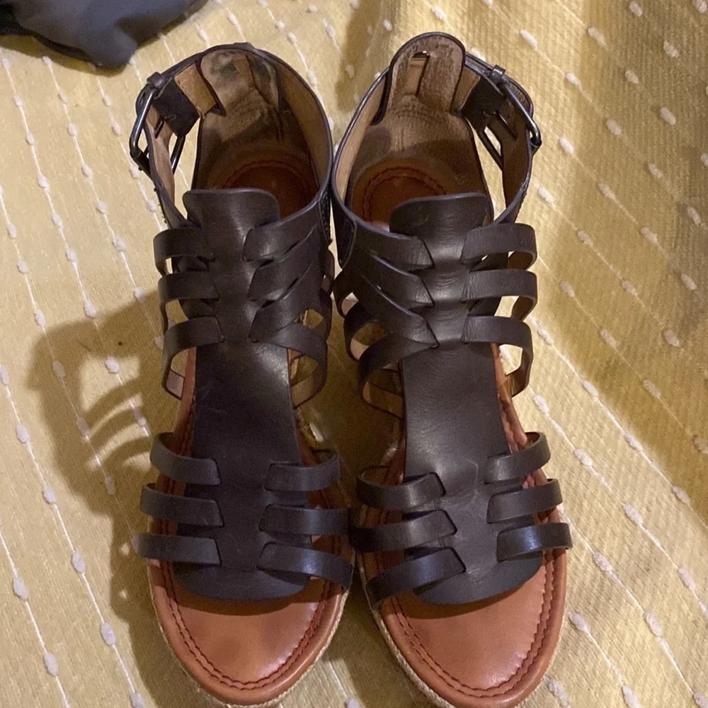 HS Trask Leather Strappy Burlap Wedges Sandals Shoes Women's size 10 4’ wedge